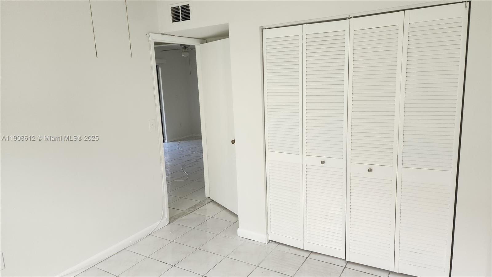 9708 Hammocks Blvd # 32 Unit: 101-32