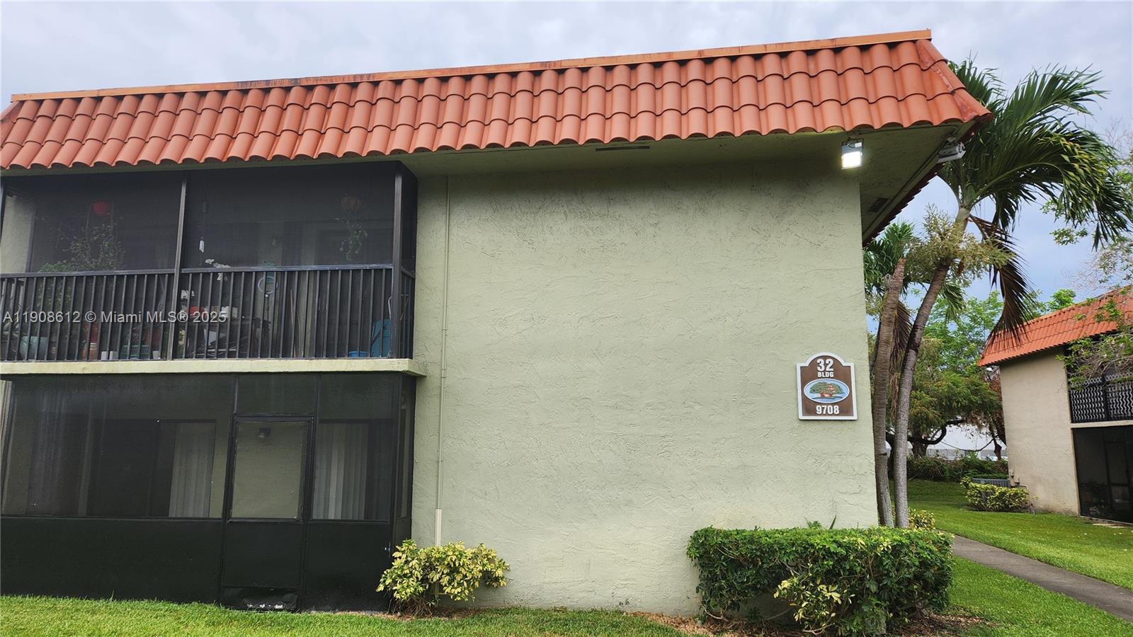 9708 Hammocks Blvd # 32 Unit: 101-32