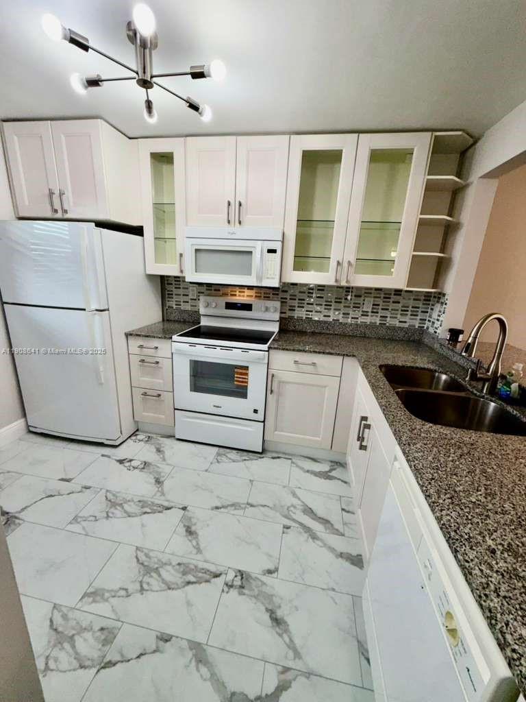 10288 NW 9th St Cir # 307