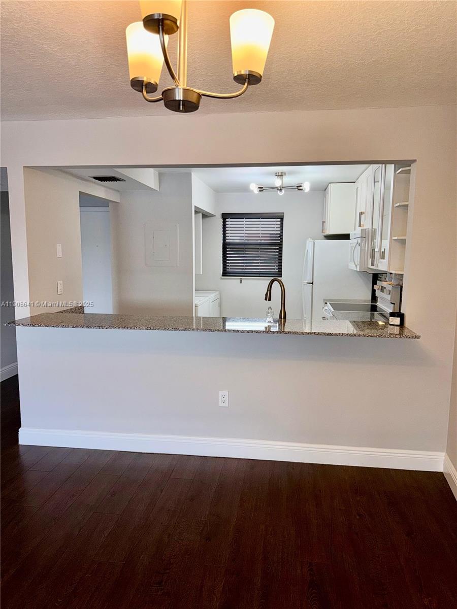 10288 NW 9th St Cir # 307