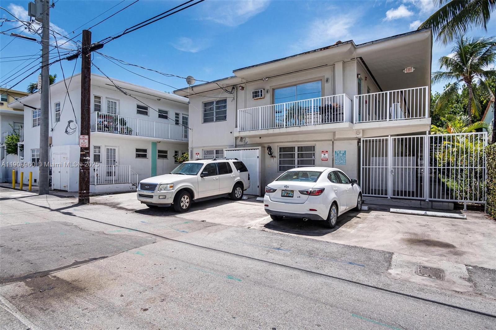 911 Meridian Ave # 106