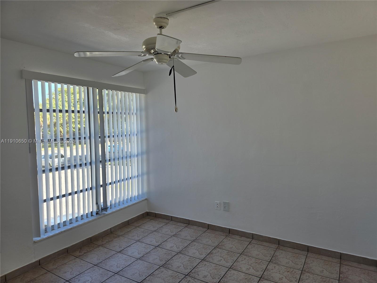 10399 N Kendall Dr Unit: AA8