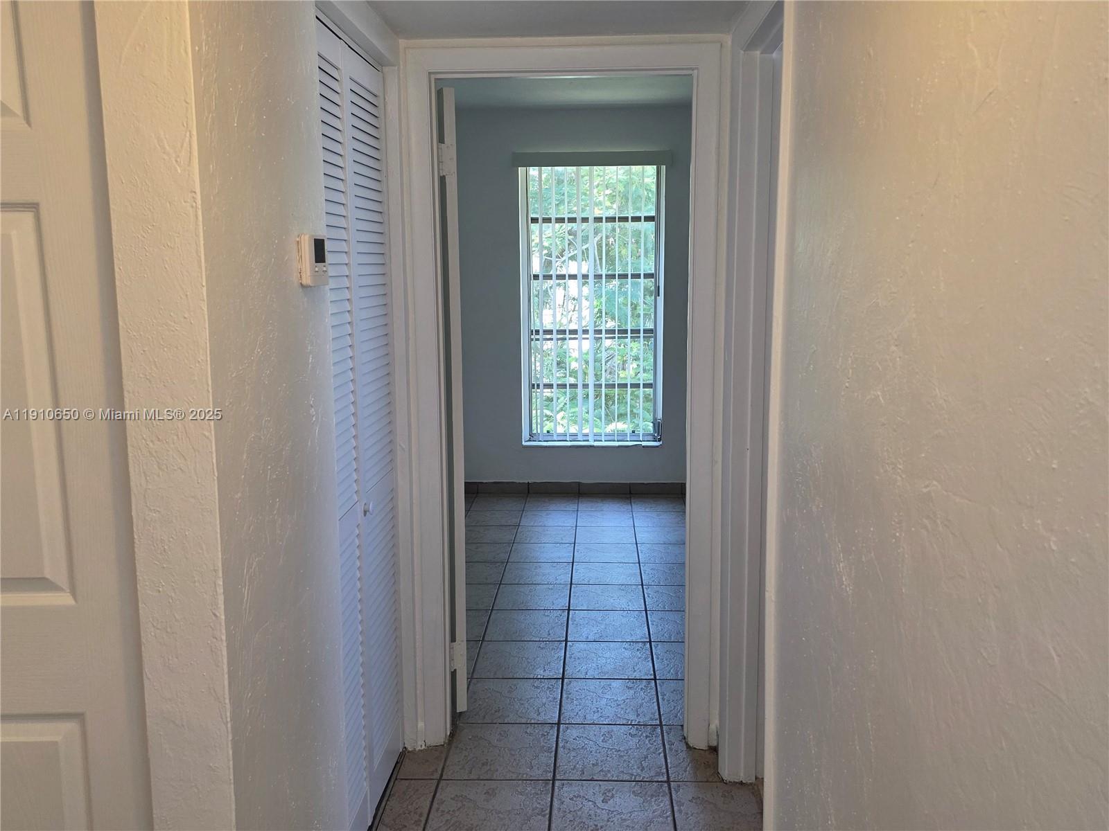 10399 N Kendall Dr Unit: AA8