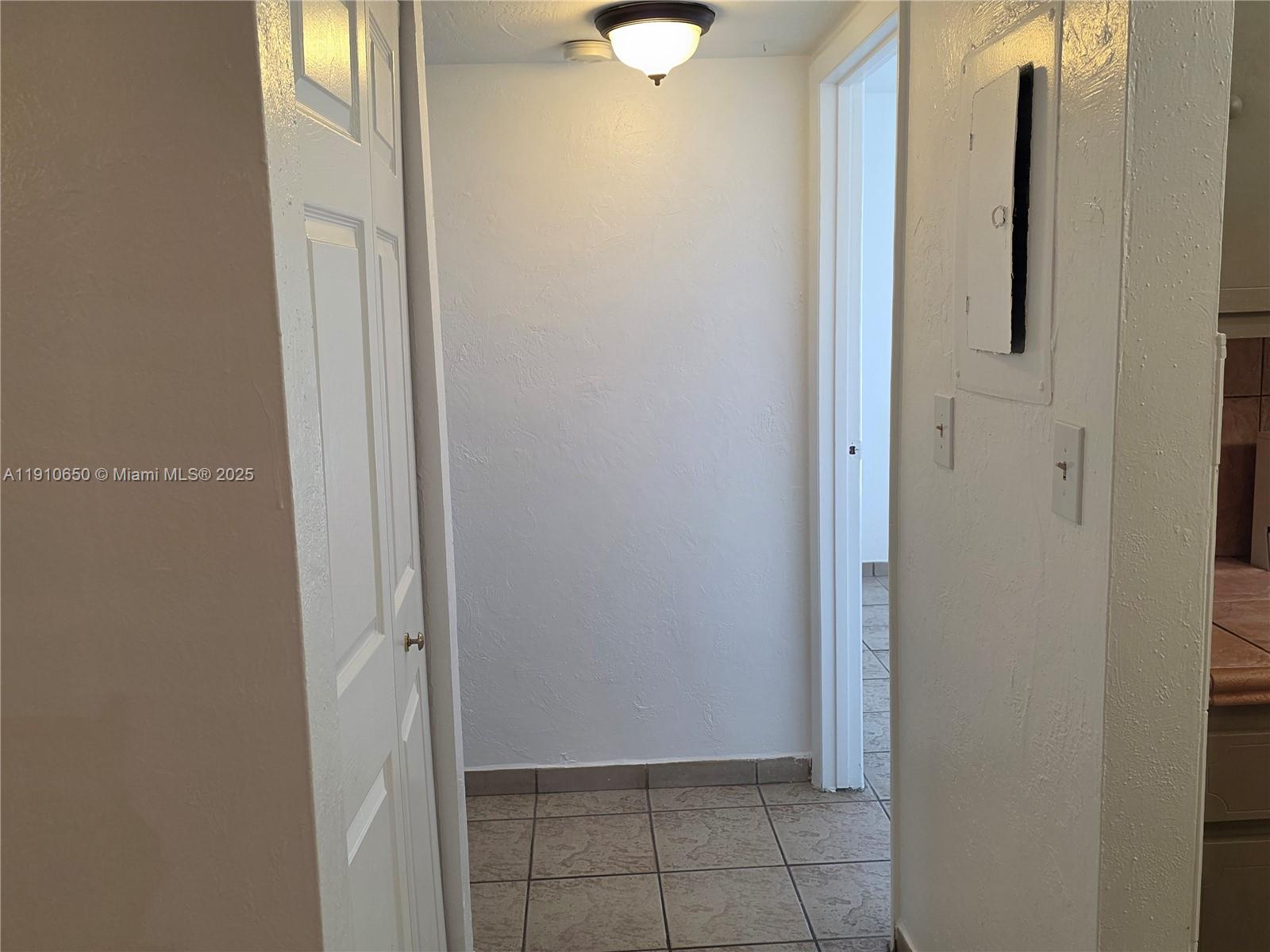 10399 N Kendall Dr Unit: AA8