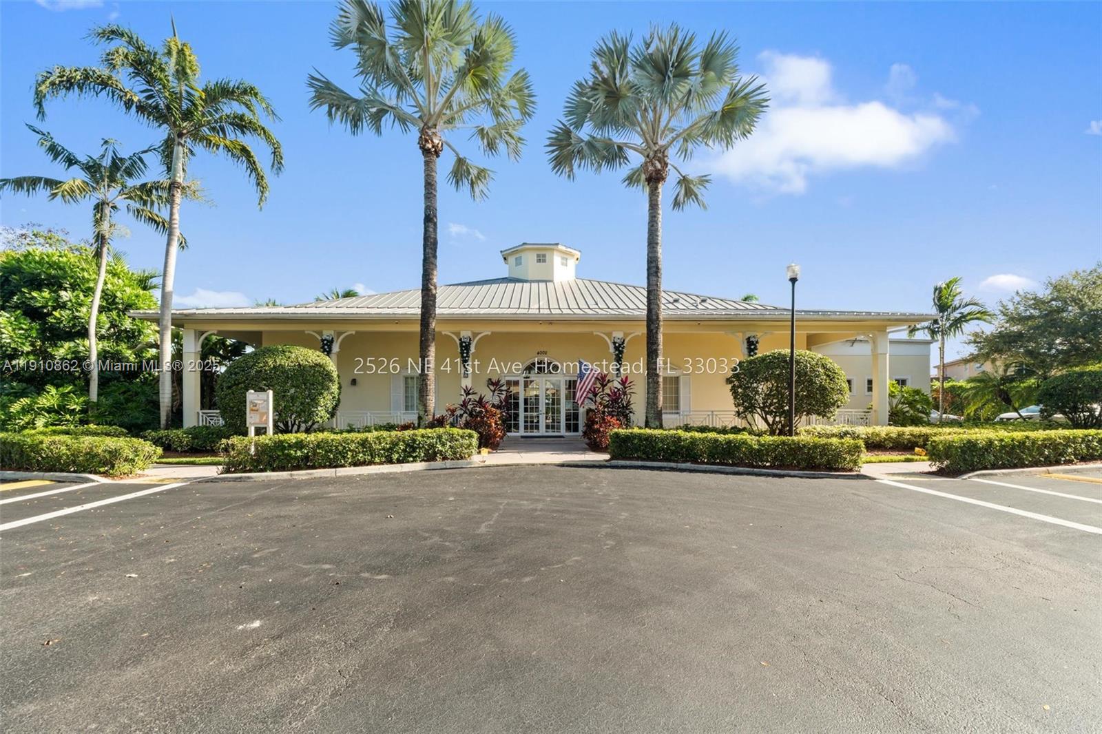 2526 NE 41st Ave