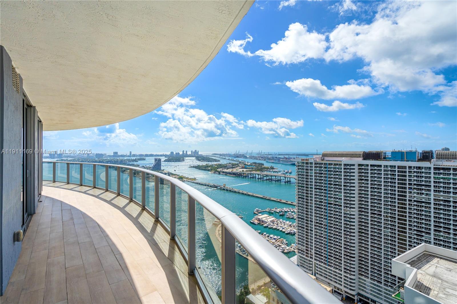 488 NE 18th St # 3912