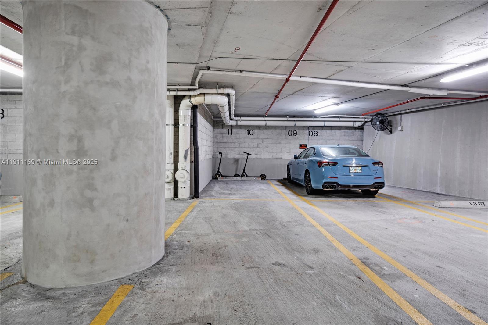 488 NE 18th St # 3912