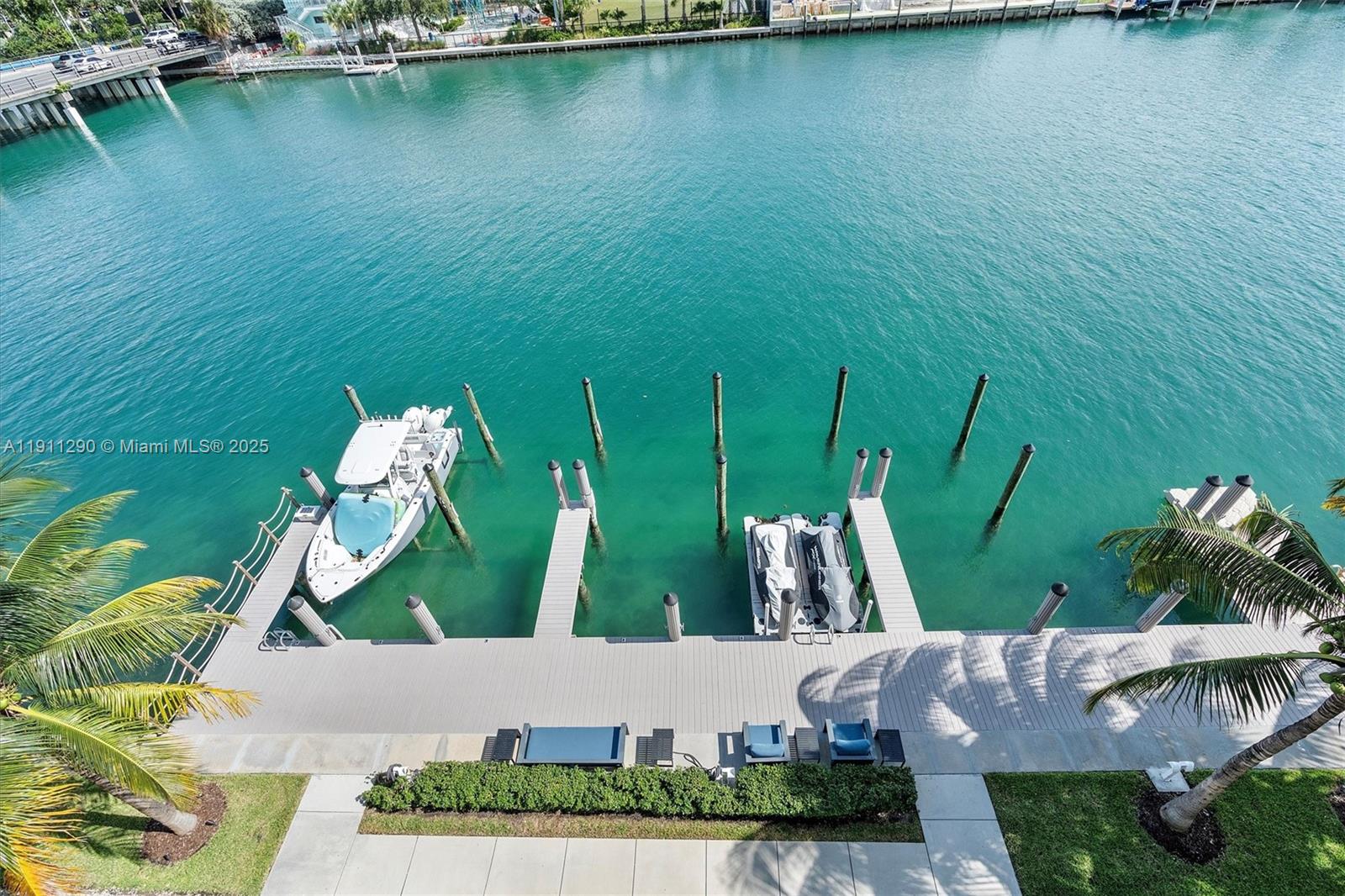 9521 E Bay Harbor Dr # 604