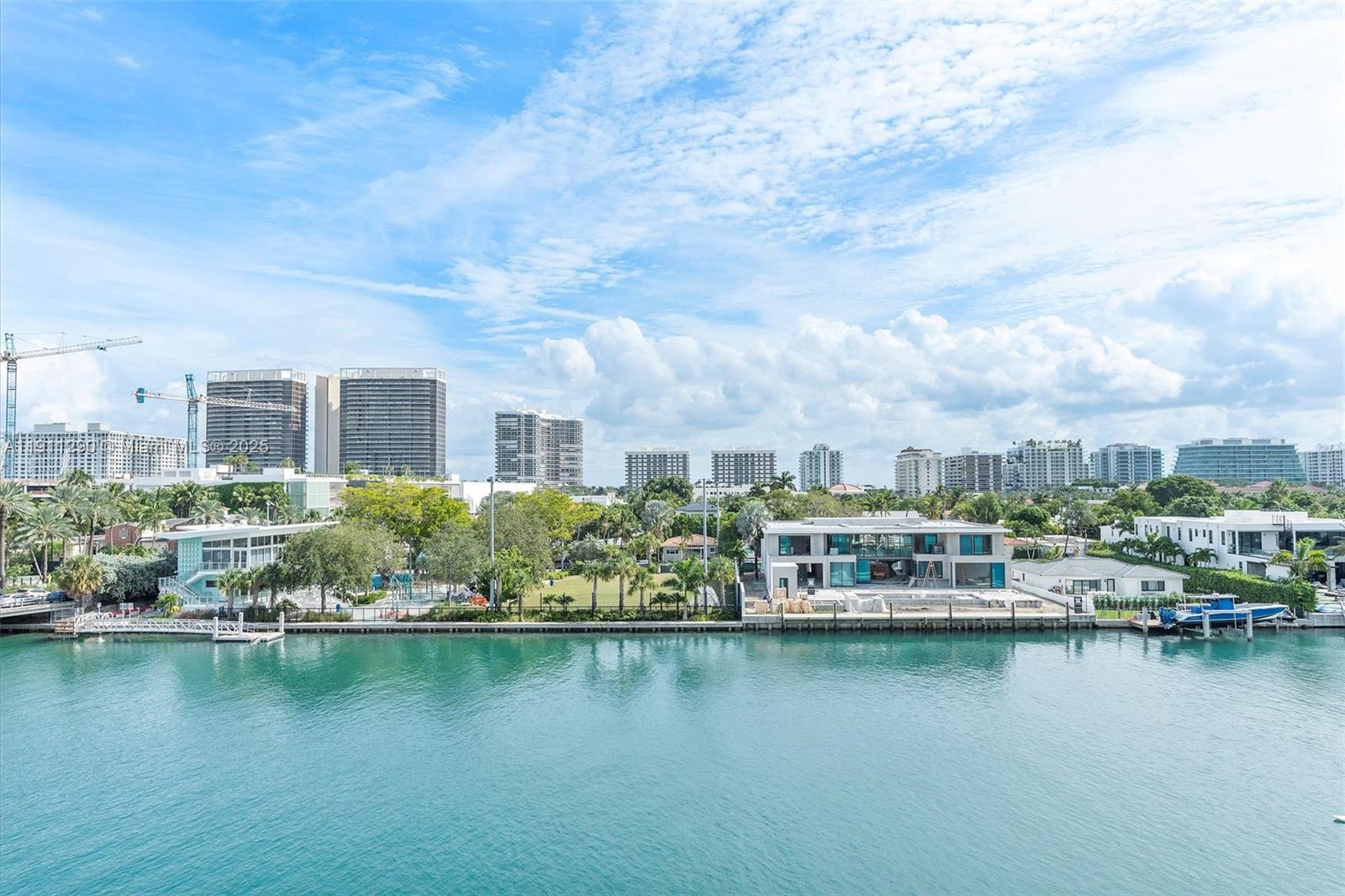 9521 E Bay Harbor Dr # 604