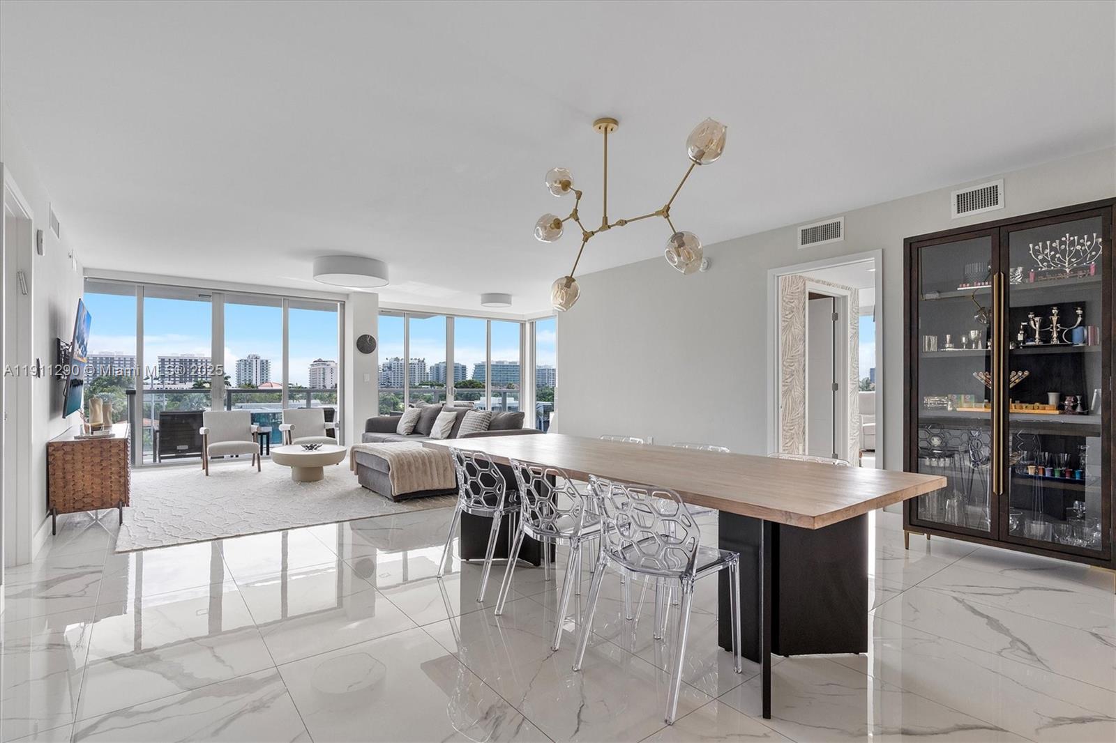 9521 E Bay Harbor Dr # 604