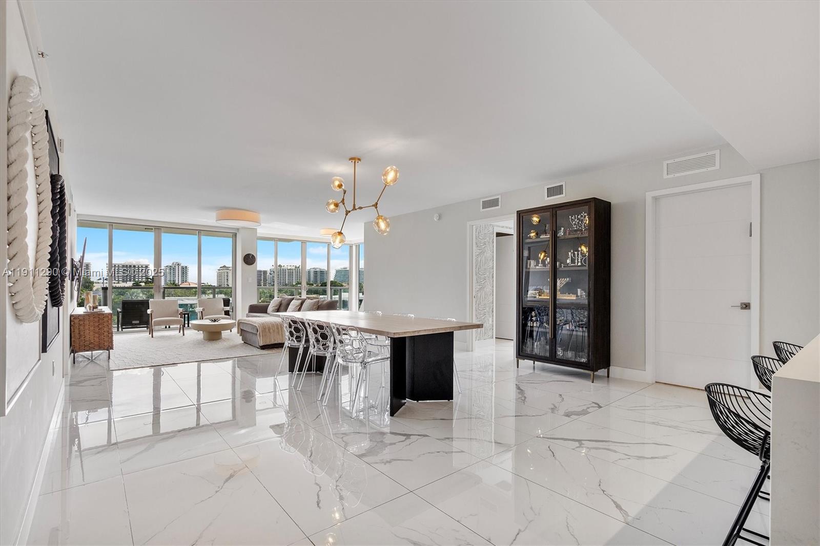 9521 E Bay Harbor Dr # 604