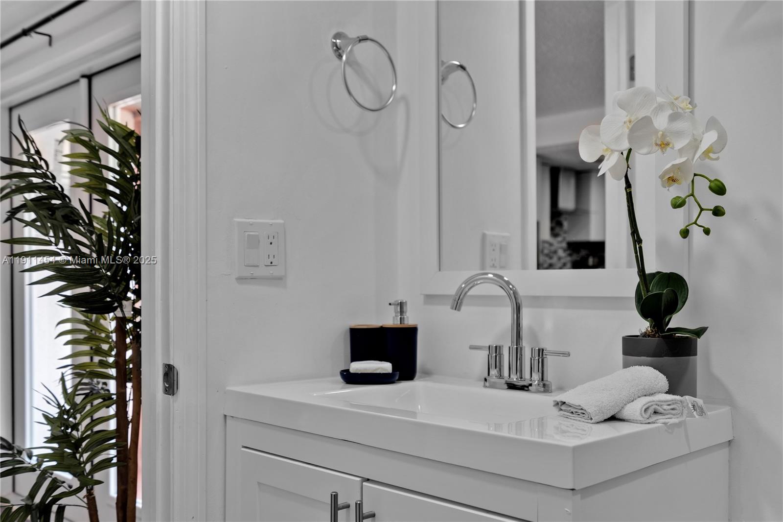 1841 SW 29th Ave # A