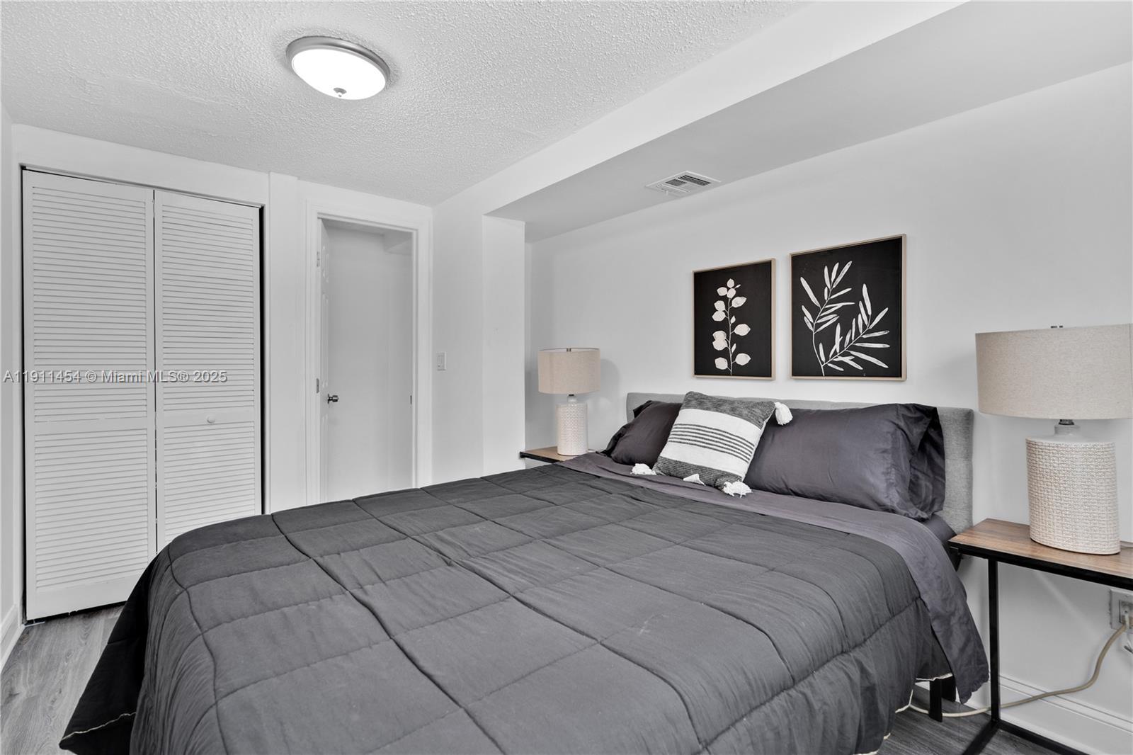 1841 SW 29th Ave # A