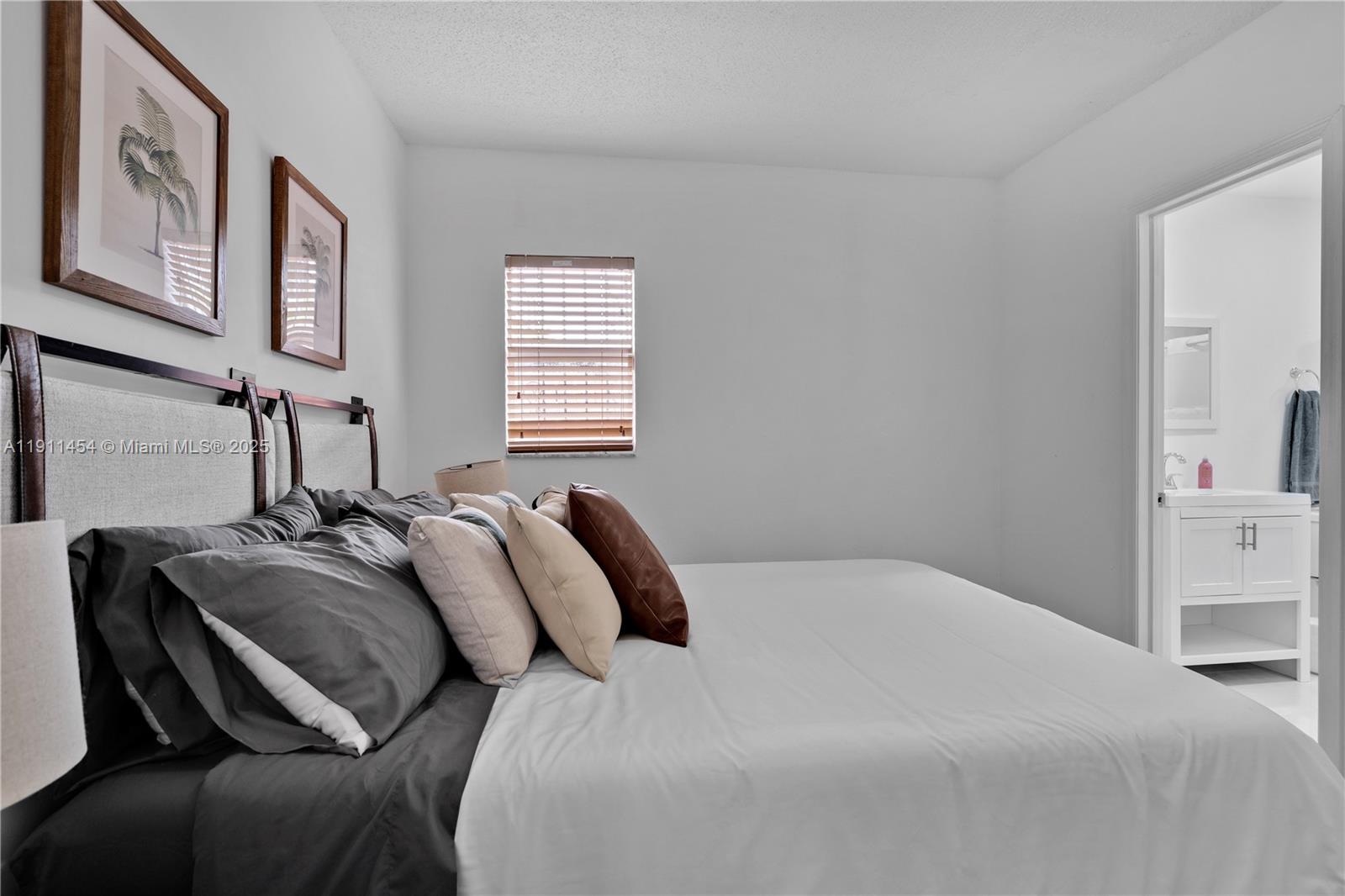 1841 SW 29th Ave # A