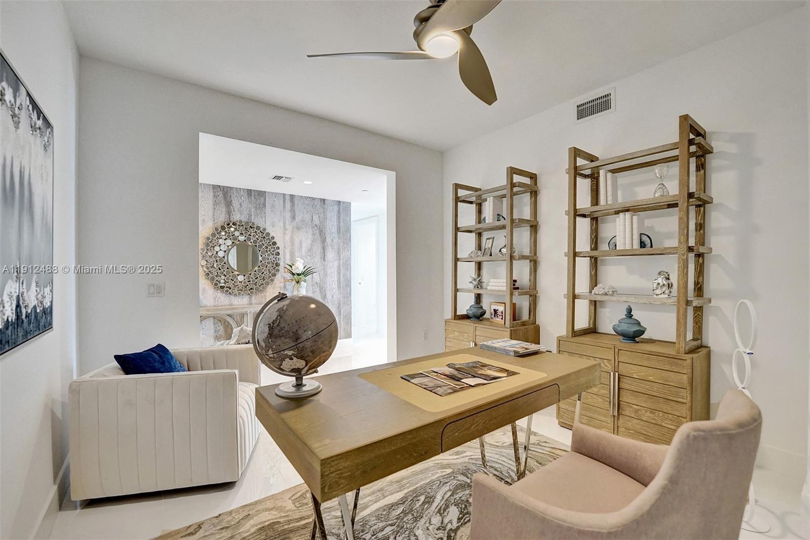 100 E Las Olas Blvd # 3703