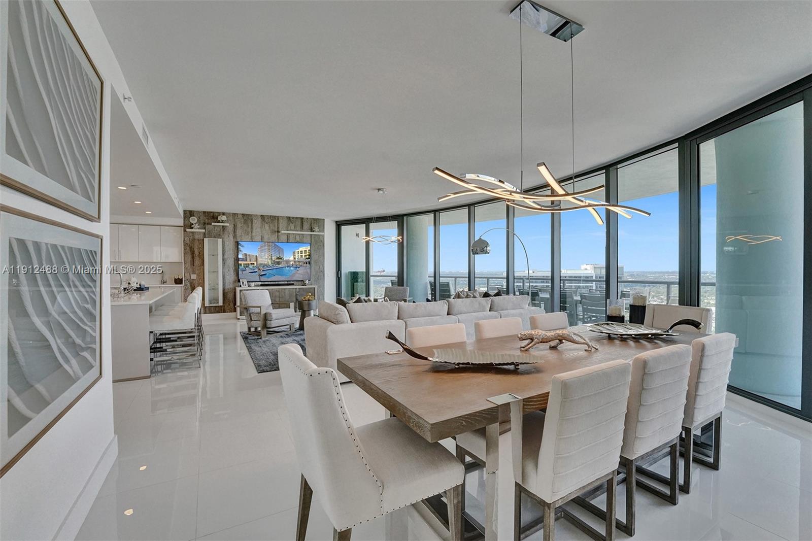 100 E Las Olas Blvd # 3703