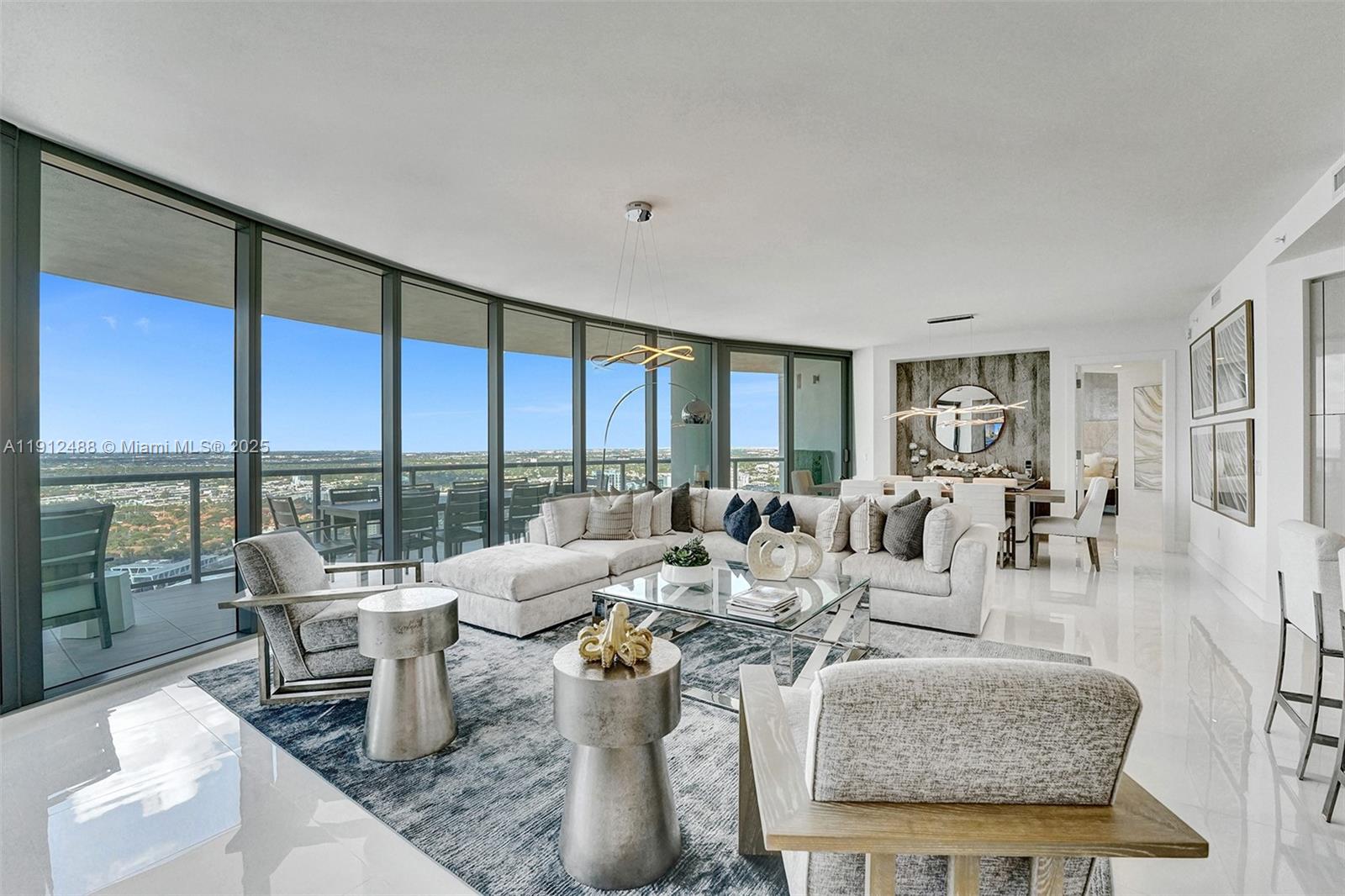 100 E Las Olas Blvd # 3703