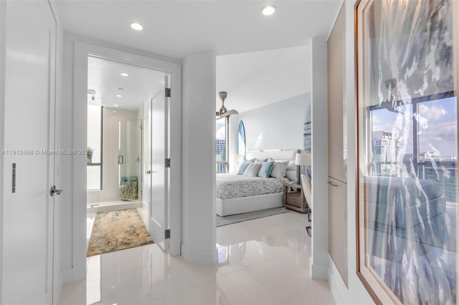 100 E Las Olas Blvd # 3703