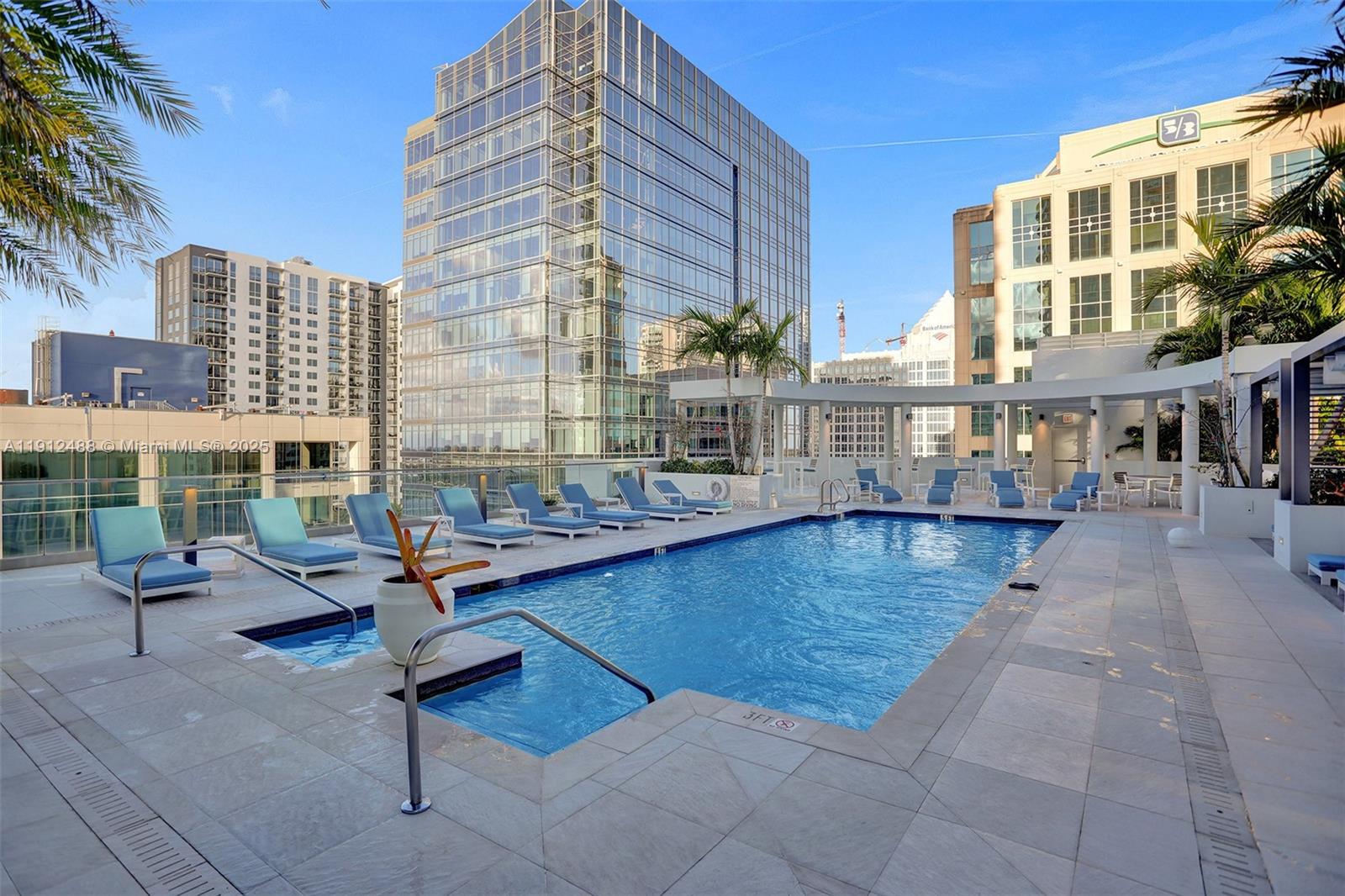 100 E Las Olas Blvd # 3703