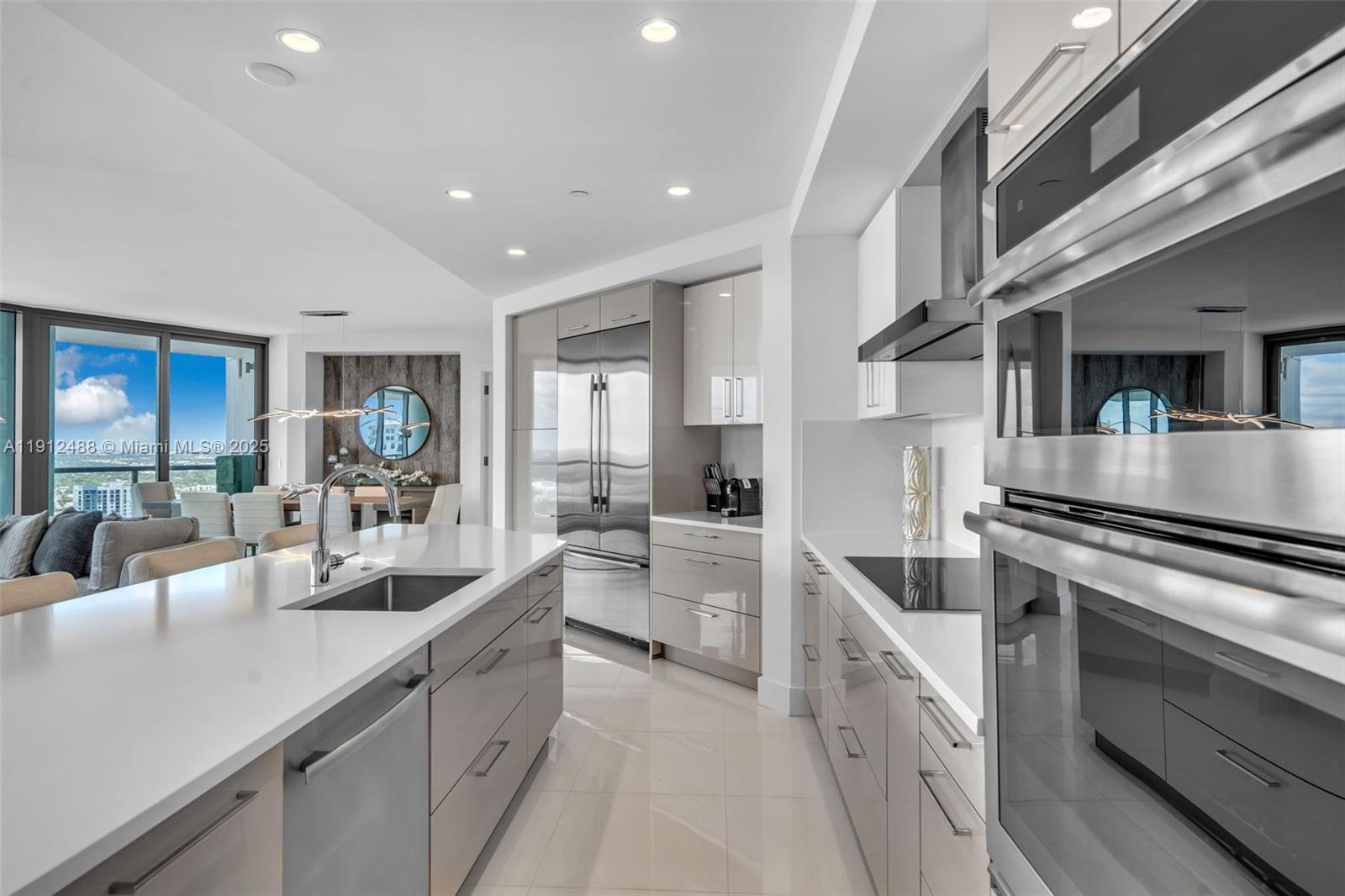 100 E Las Olas Blvd # 3703