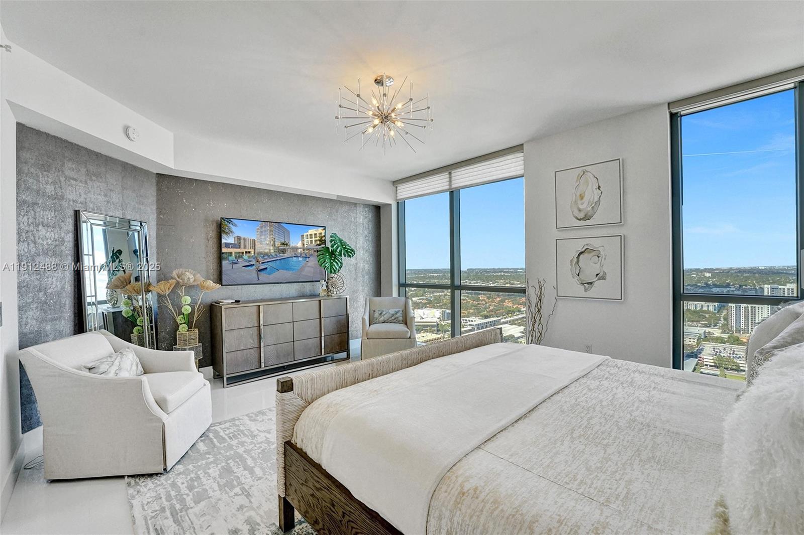 100 E Las Olas Blvd # 3703