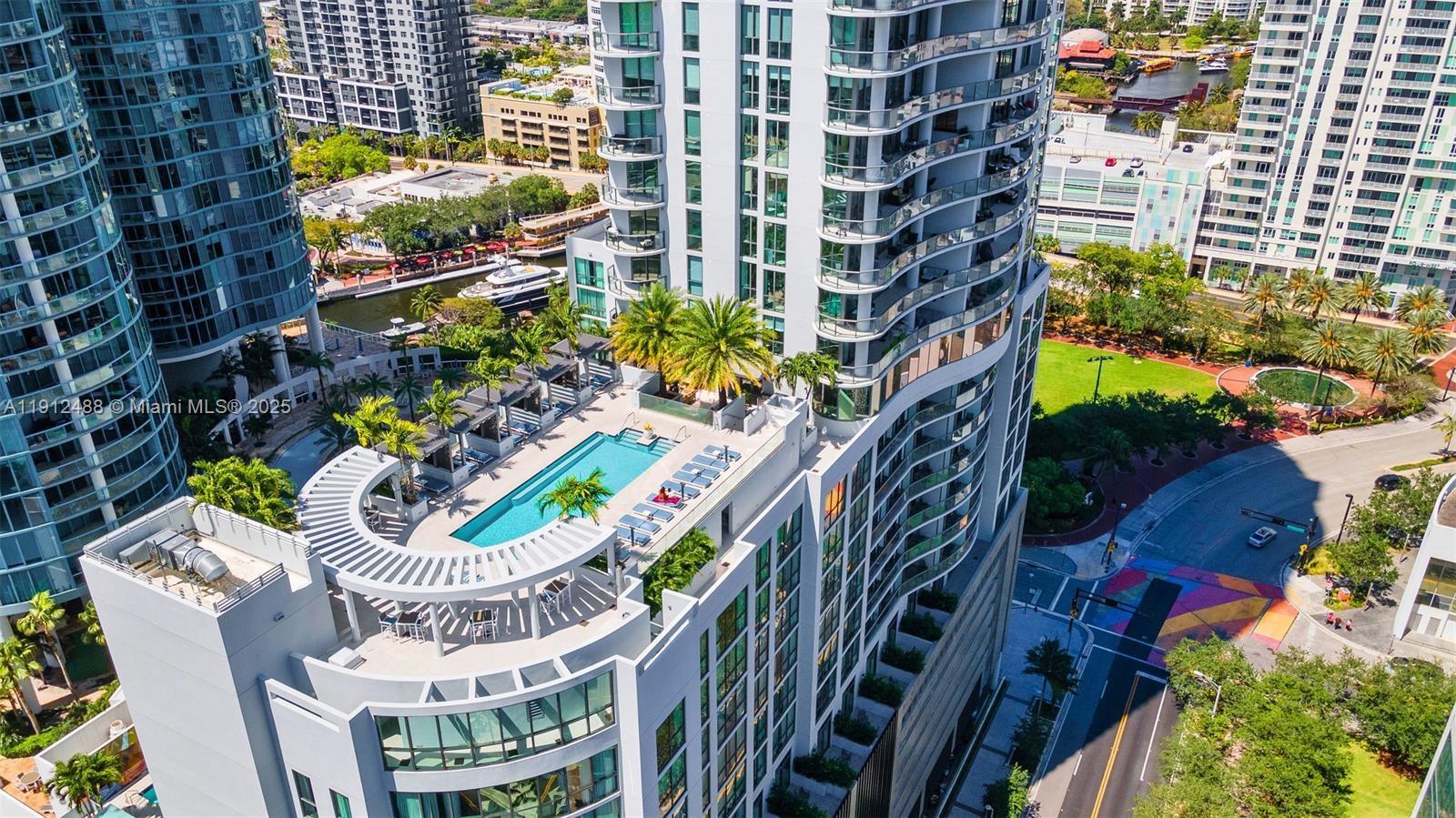 100 E Las Olas Blvd # 3703