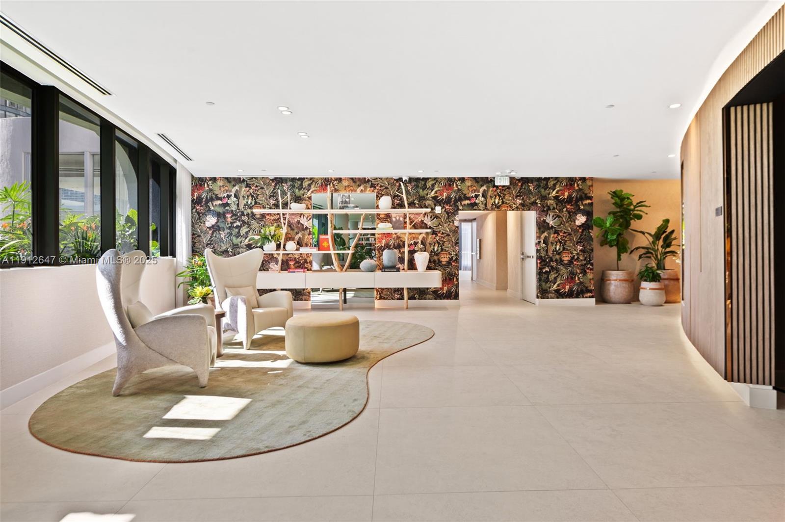 700 NE 24th St # 5606