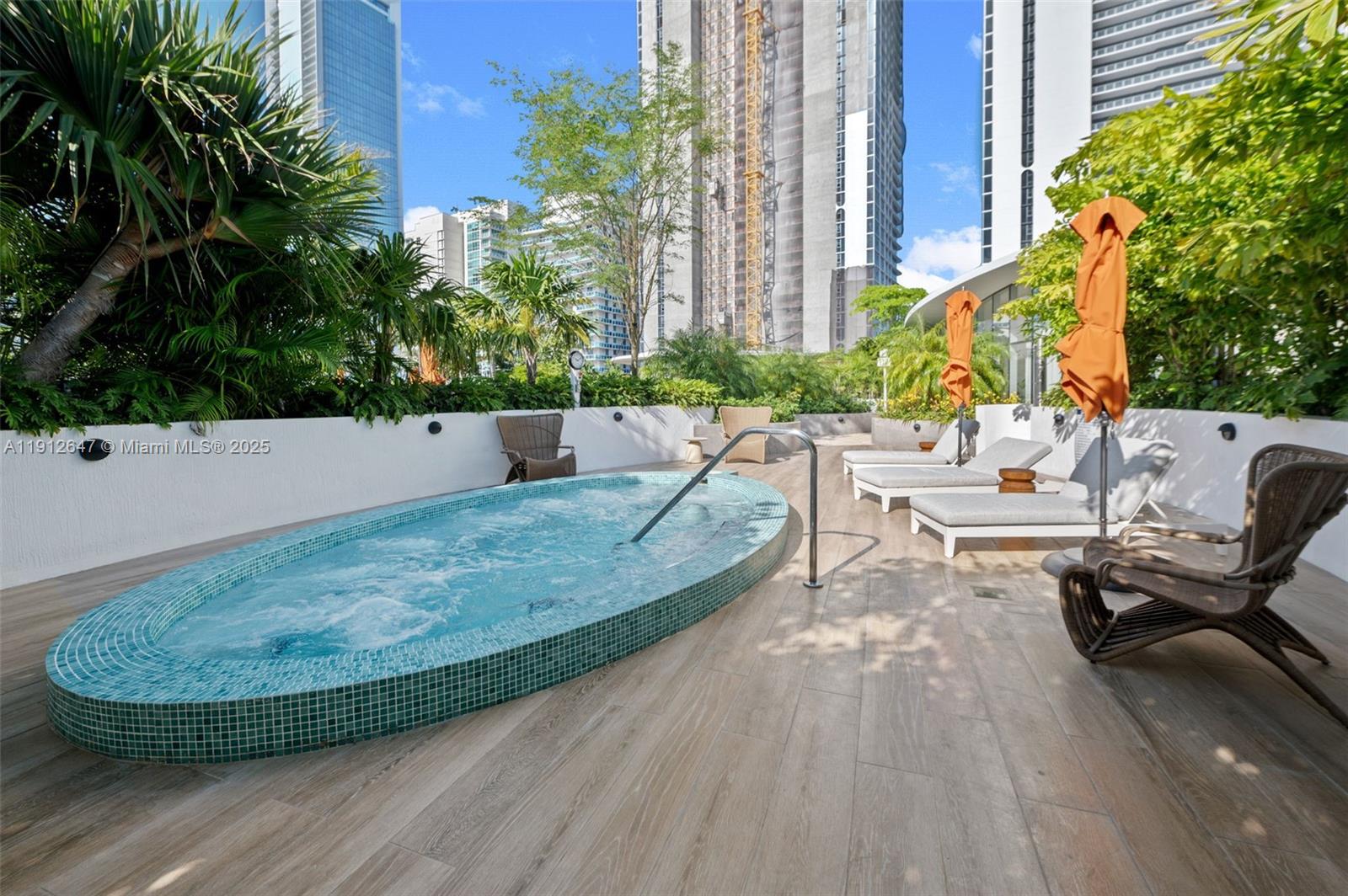 700 NE 24th St # 5606