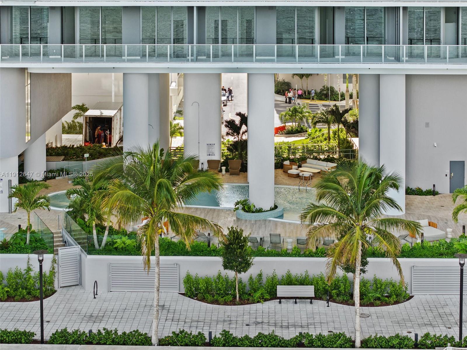 700 NE 24th St # 5606