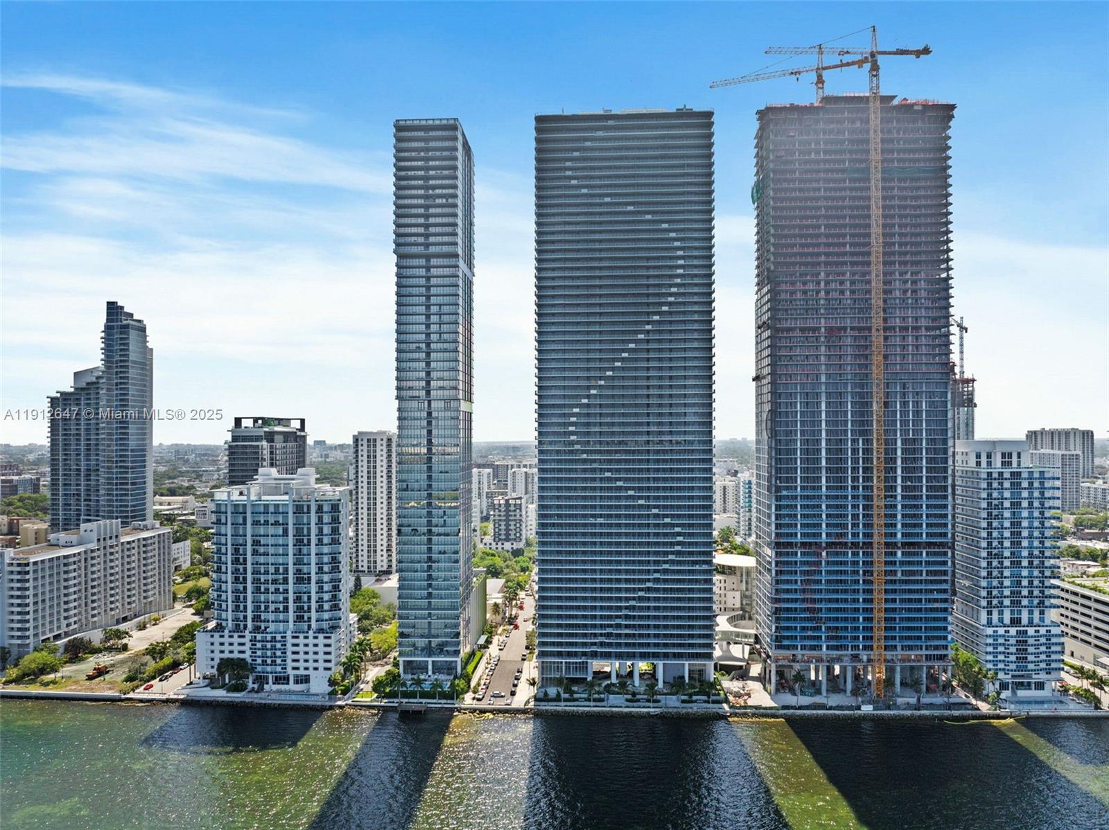 700 NE 24th St # 5606