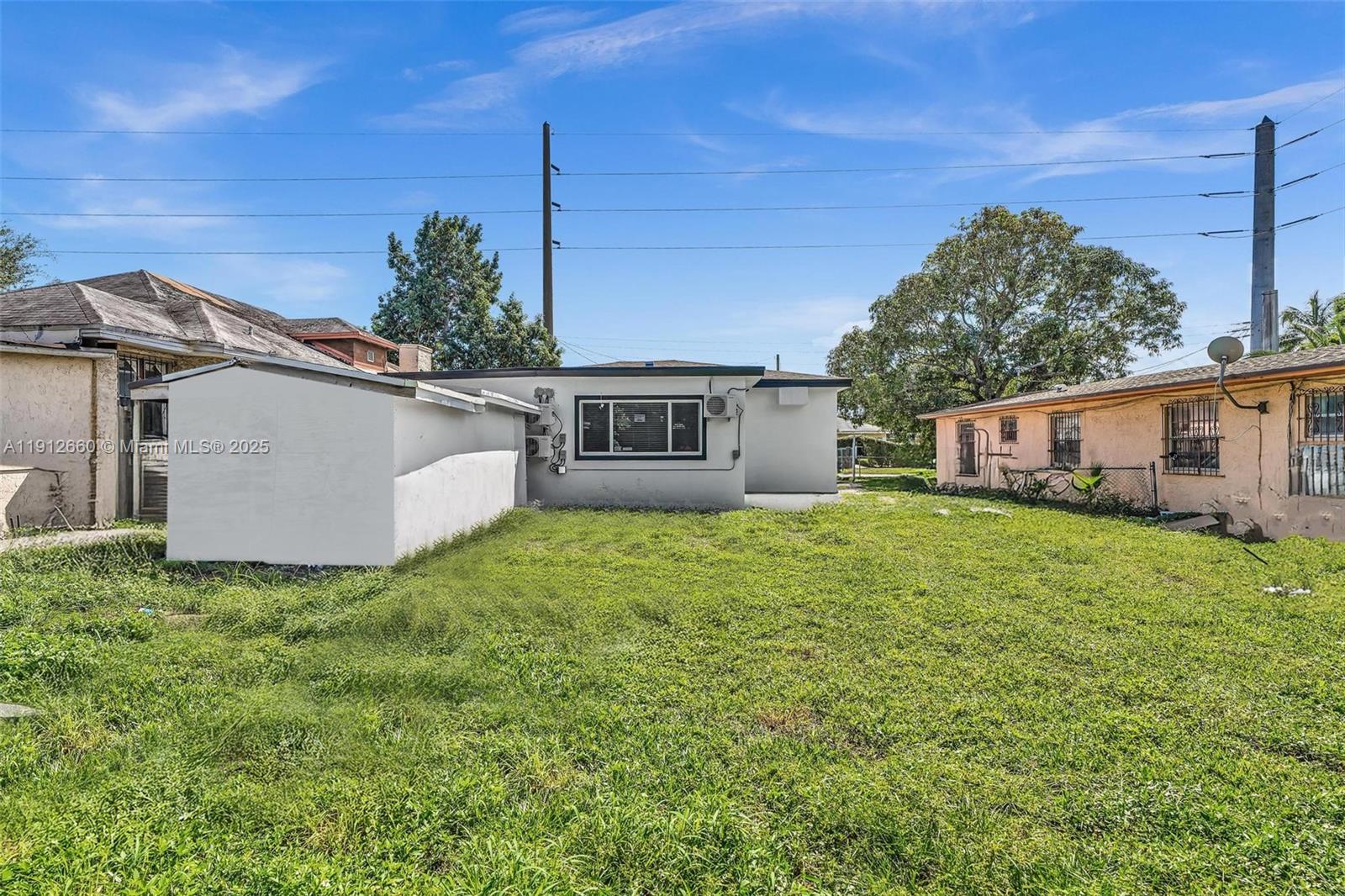 797 NW 35th St