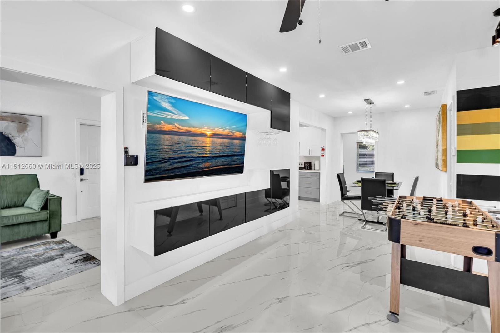 797 NW 35th St