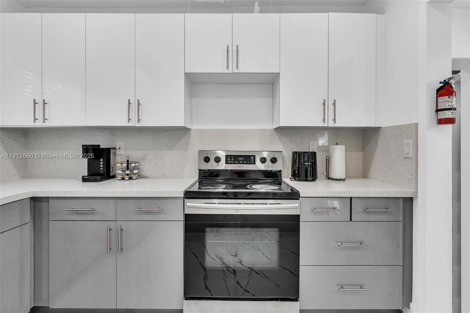 797 NW 35th St