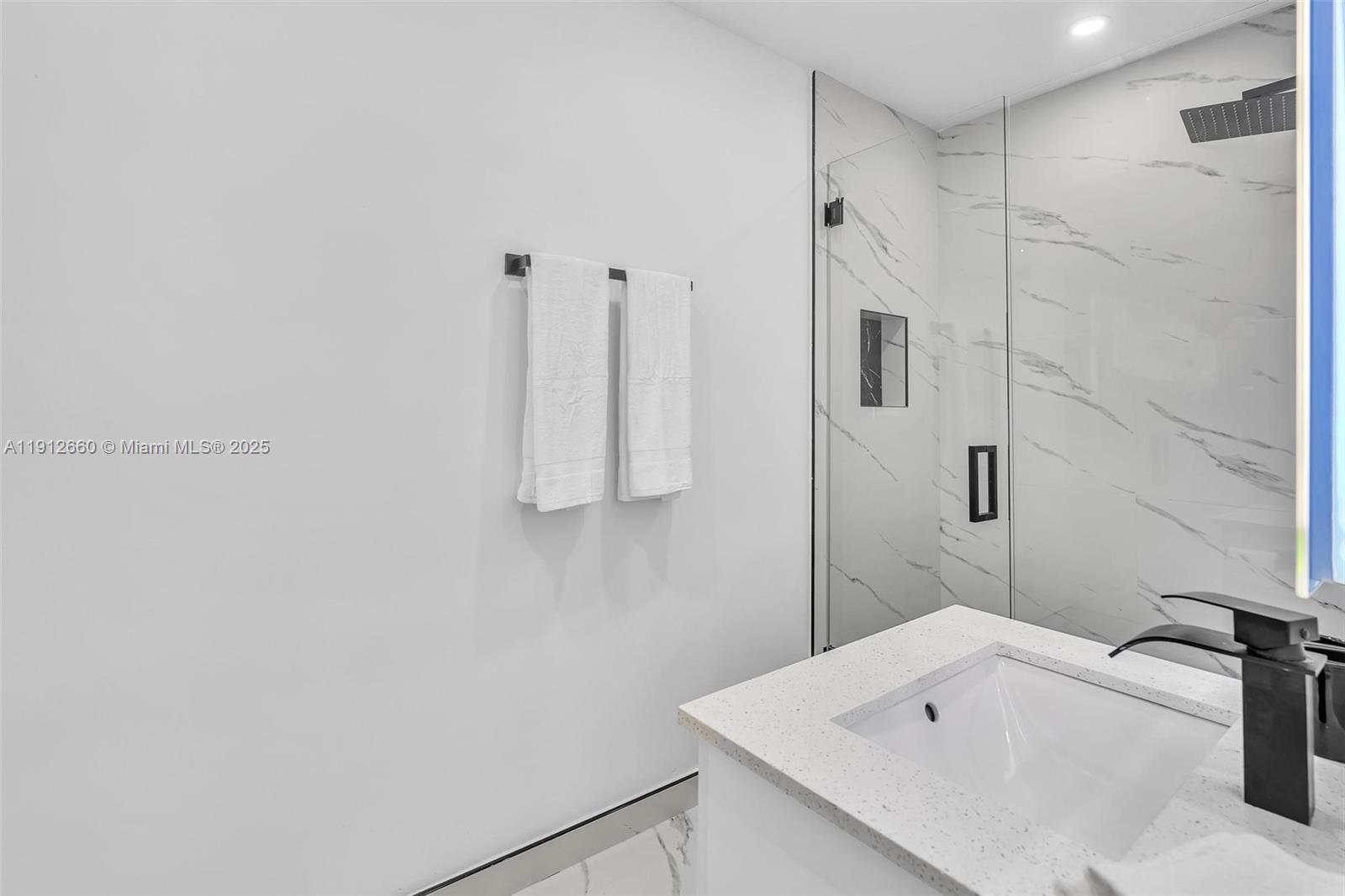 797 NW 35th St