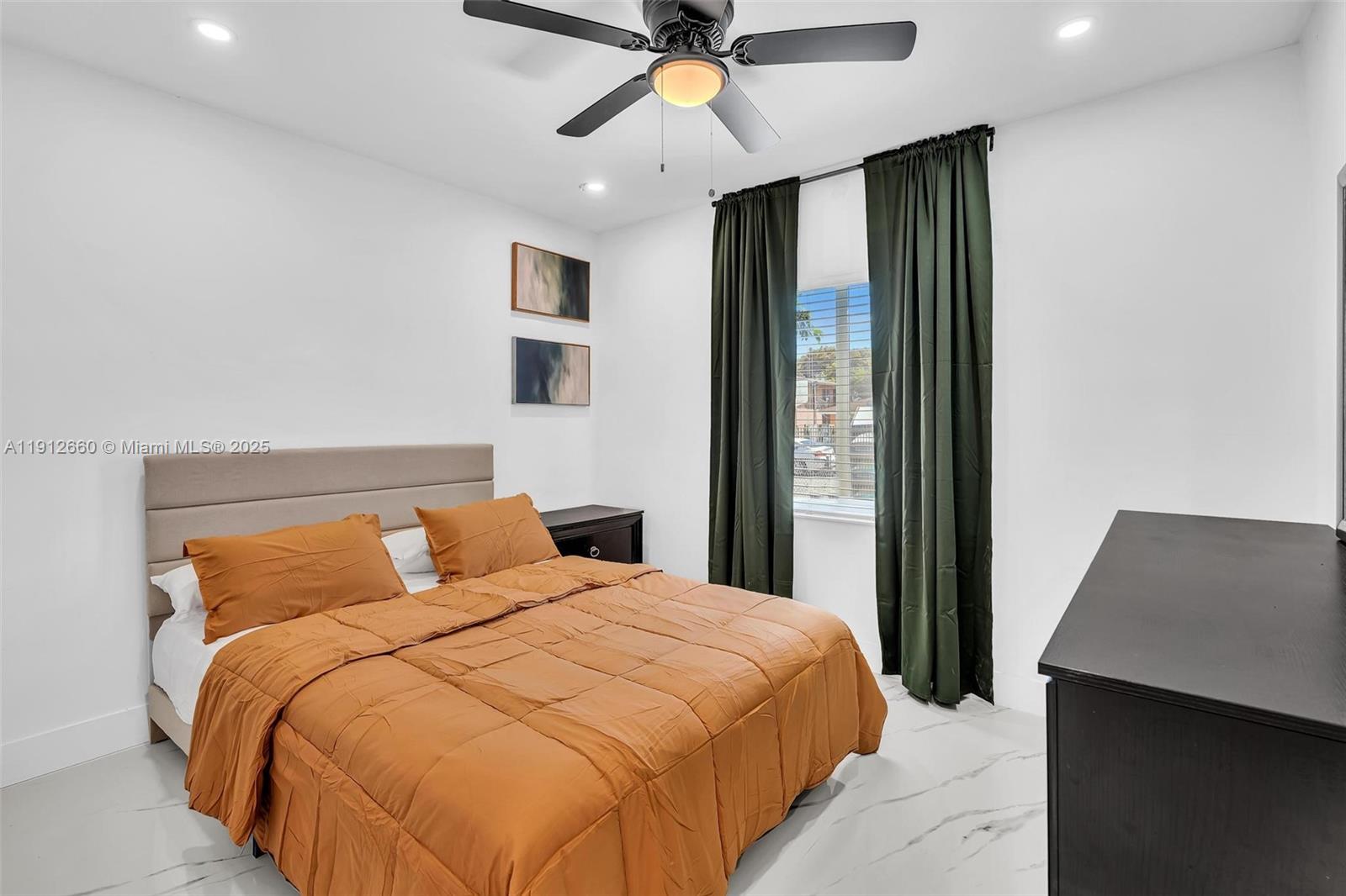 797 NW 35th St