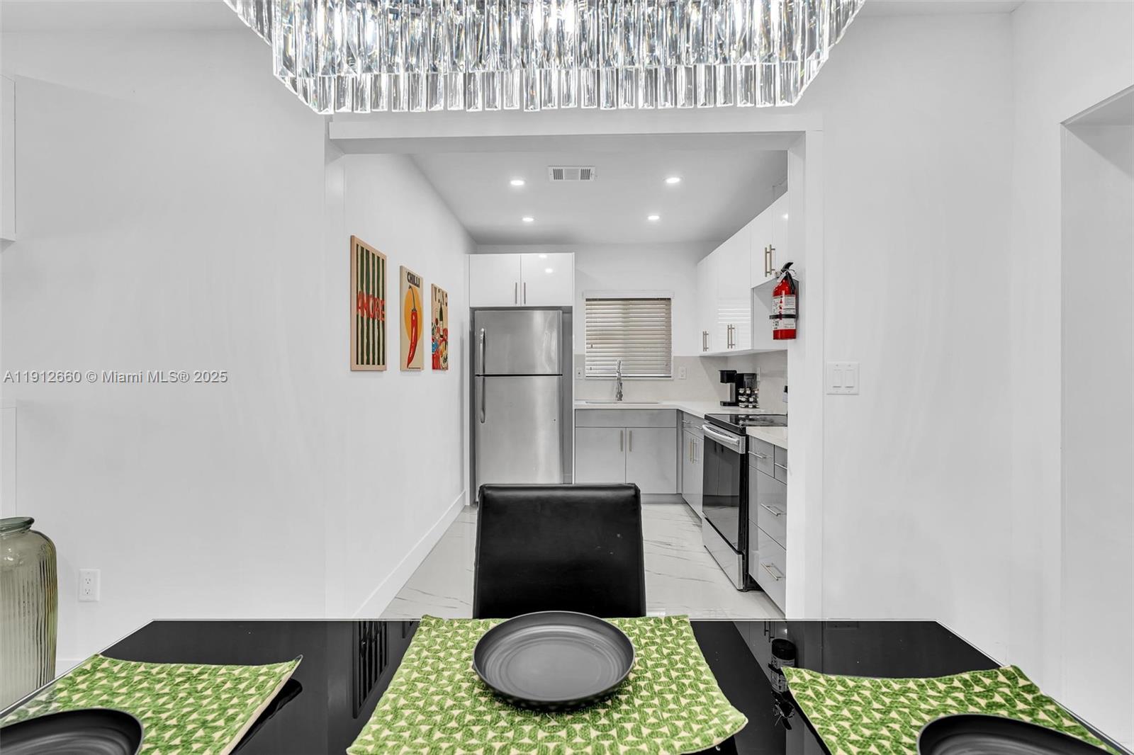 797 NW 35th St