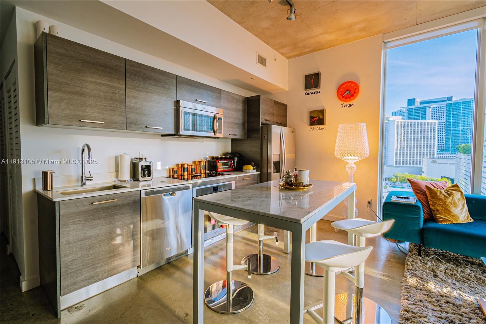 151 SE 1st St # 1611