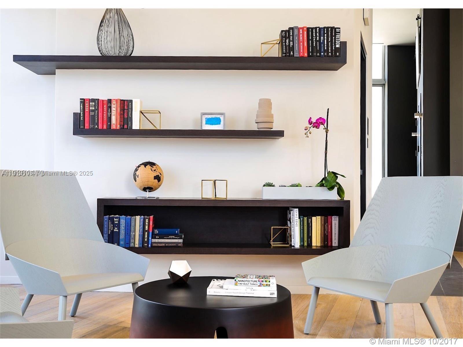 151 SE 1st St # 1611