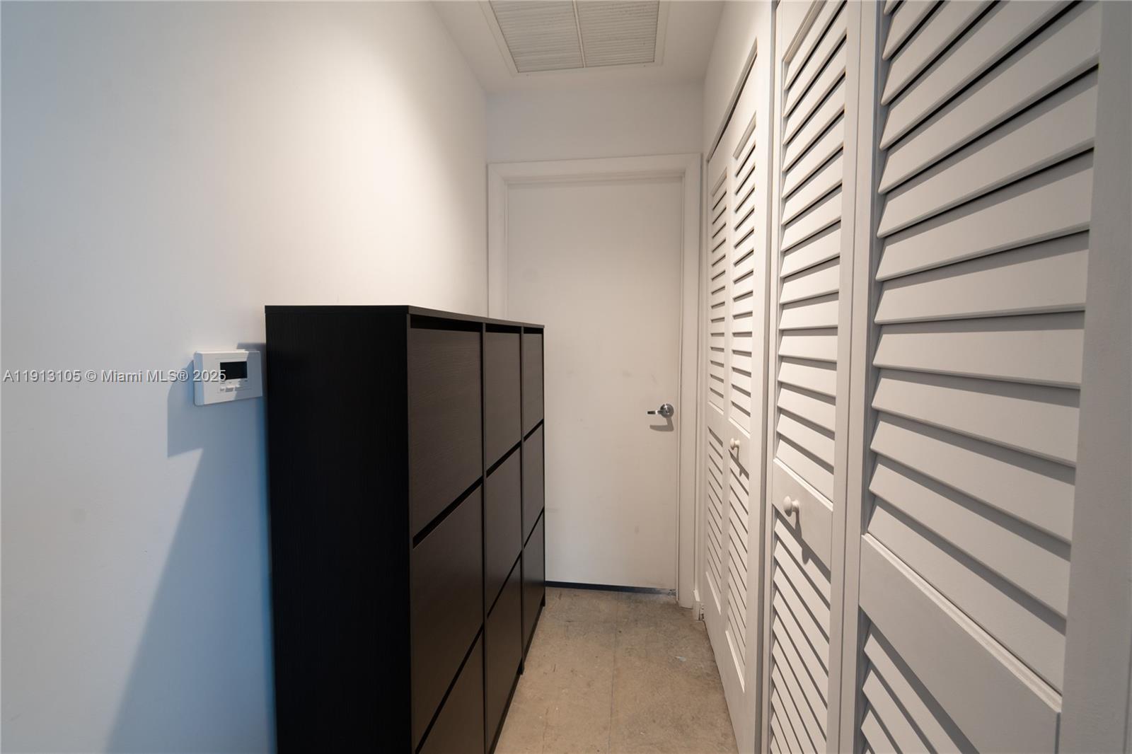 151 SE 1st St # 1611