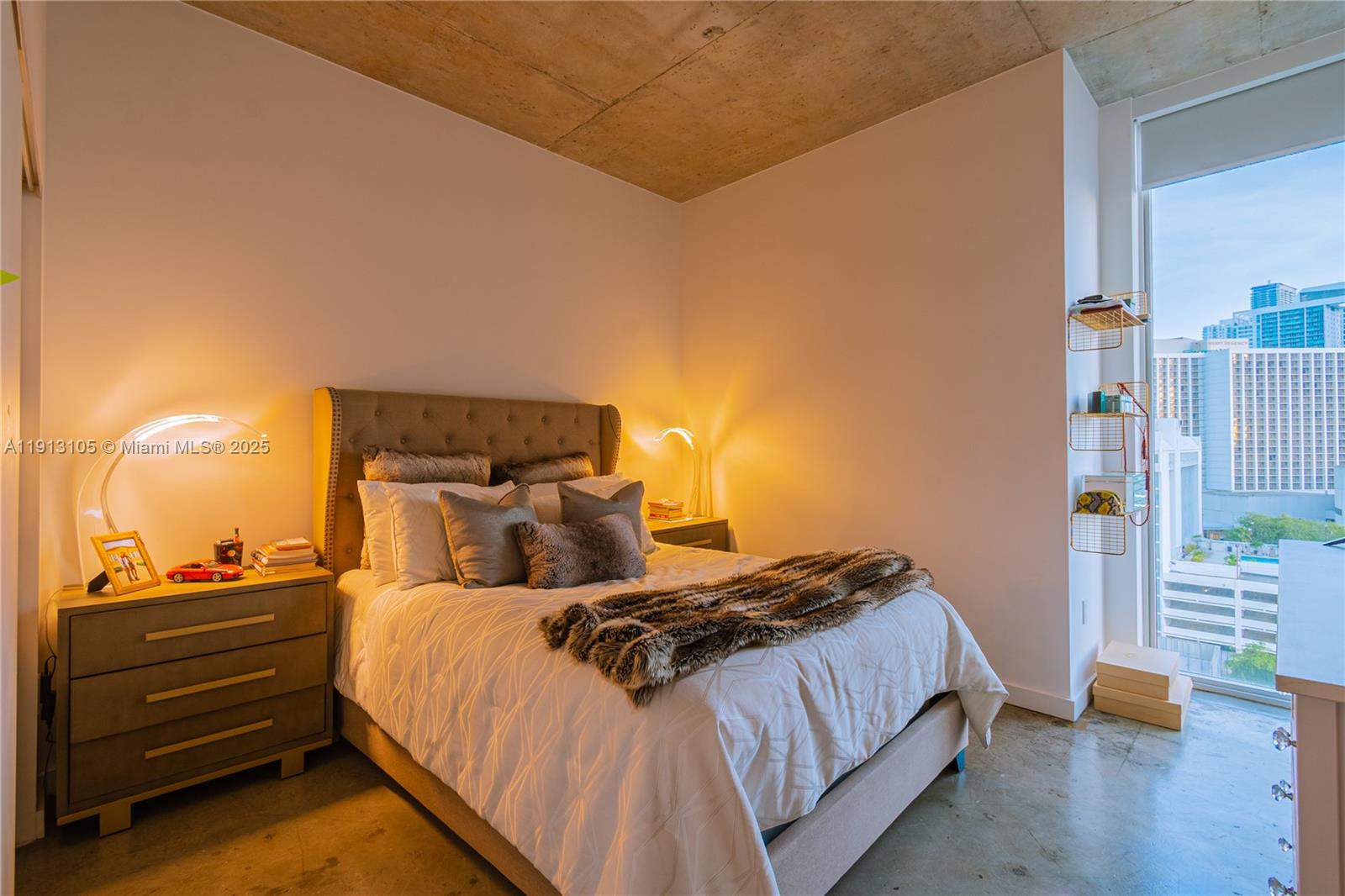 151 SE 1st St # 1611