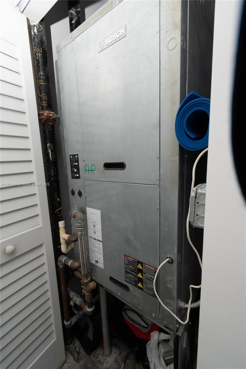 151 SE 1st St # 1611