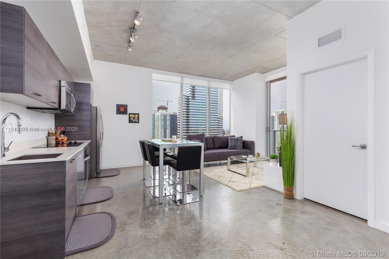 151 SE 1st St # 1611