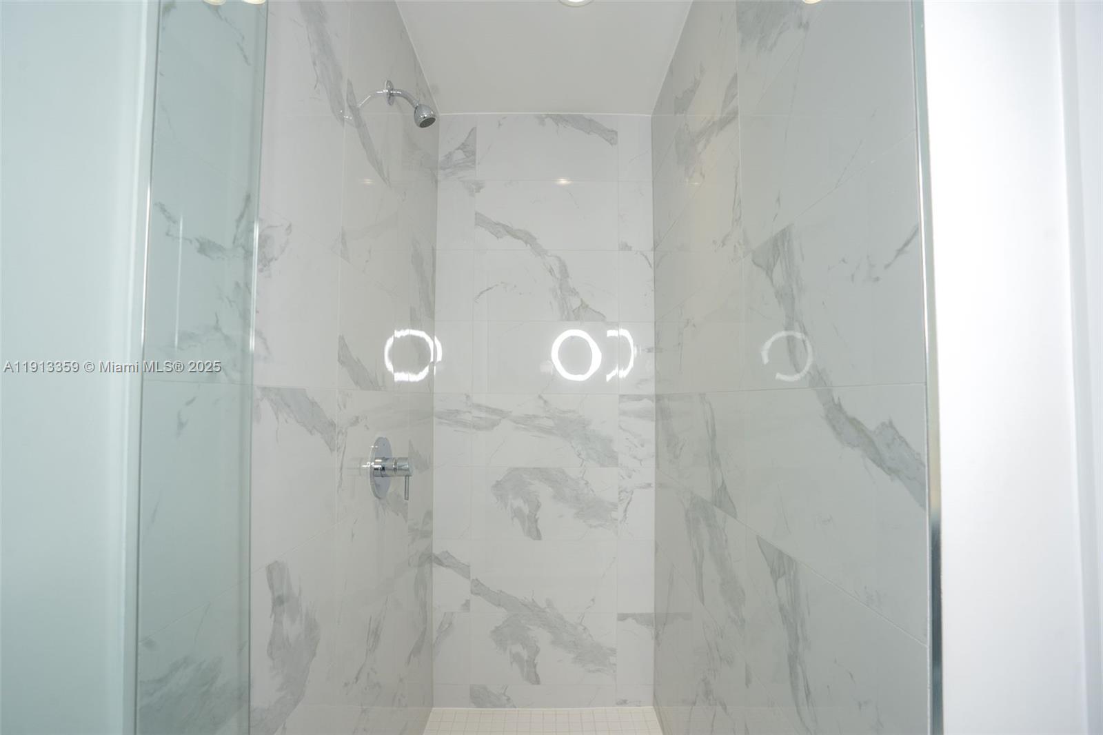 851 NE 1st Ave # 3908