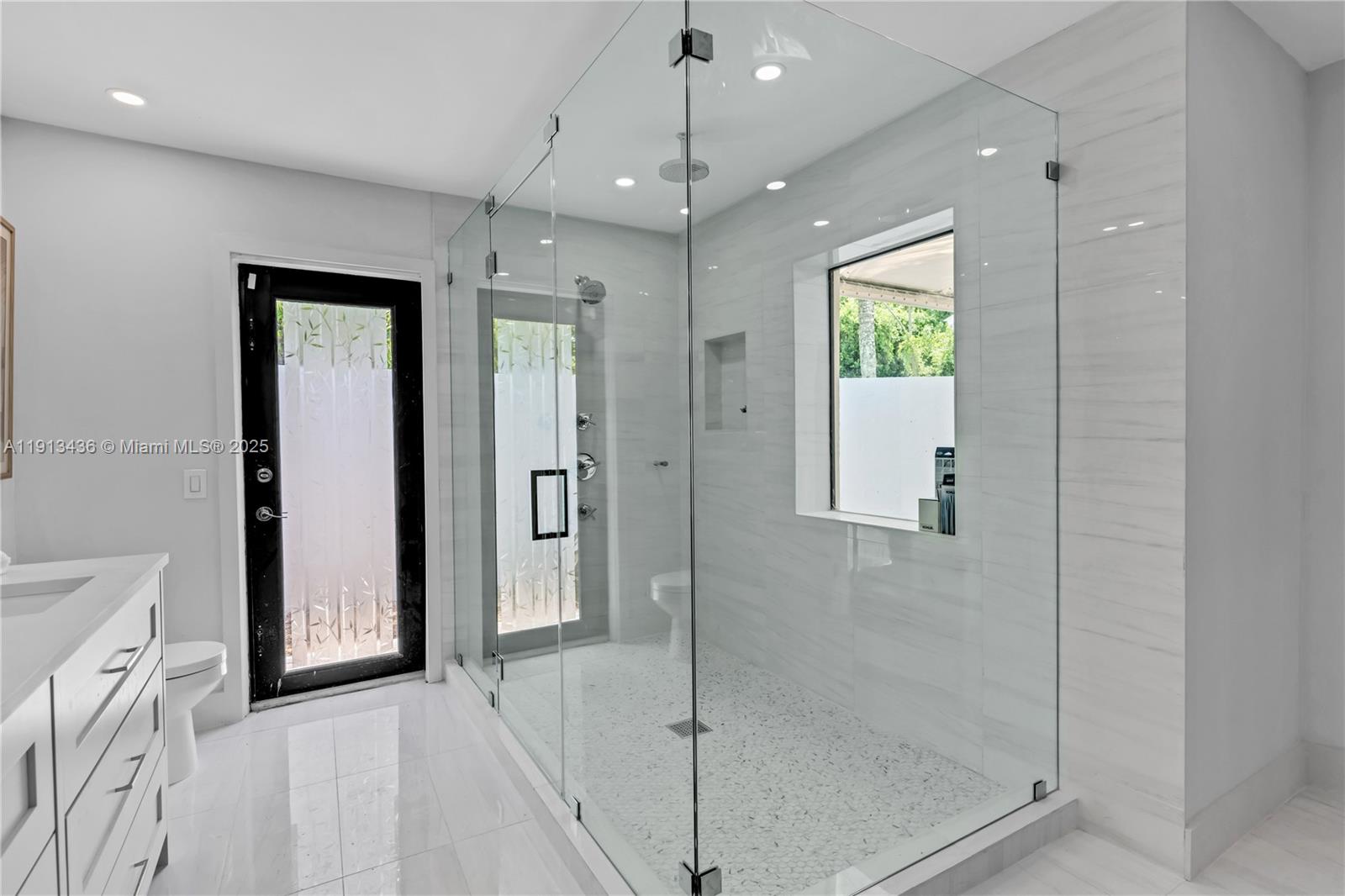 6900 SW 136th St # 6900