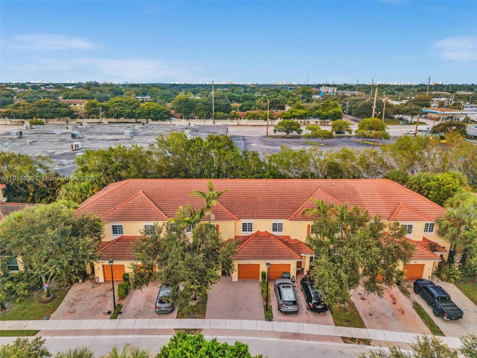 3226 NW 31st Ter