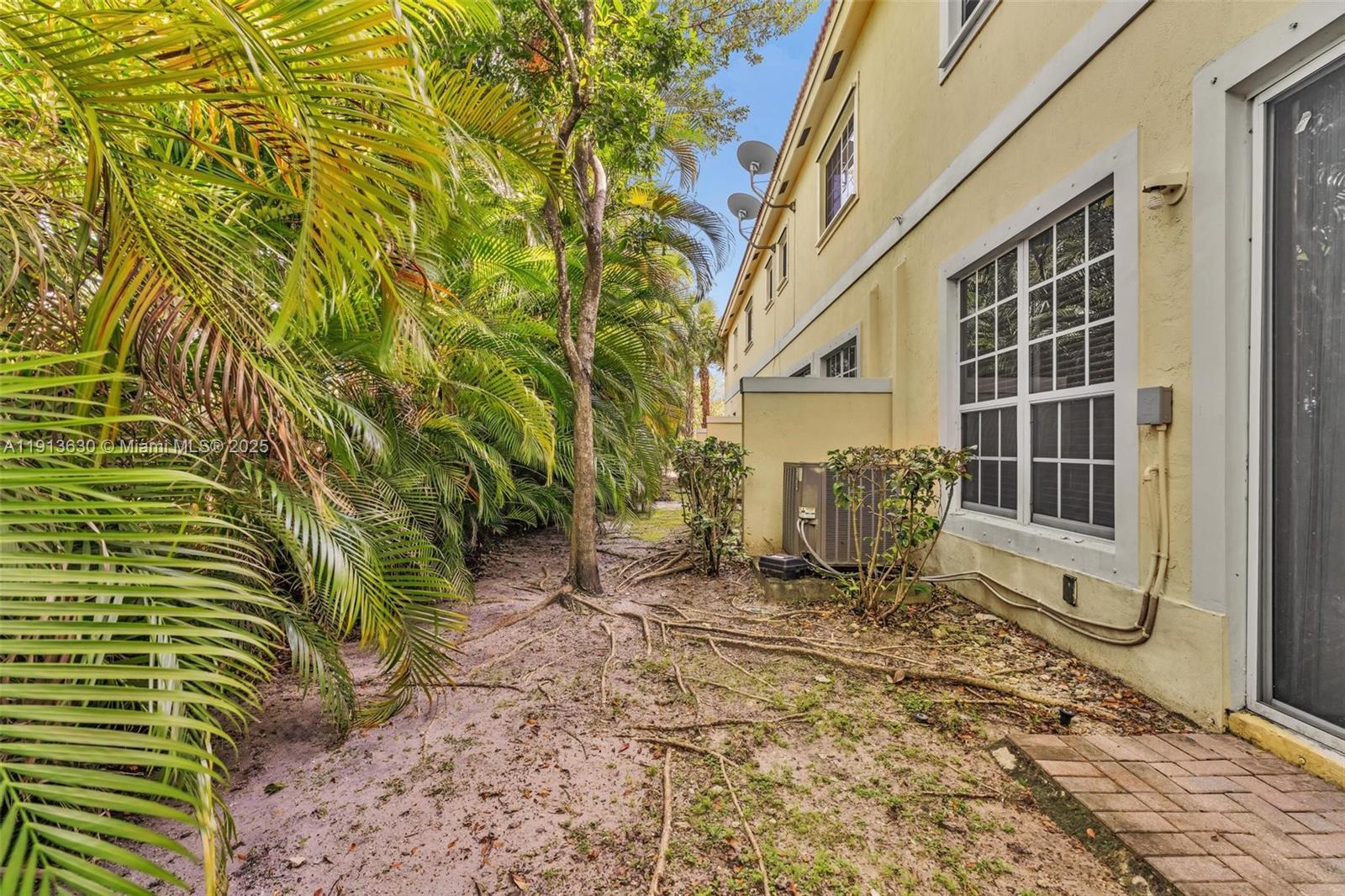 3226 NW 31st Ter