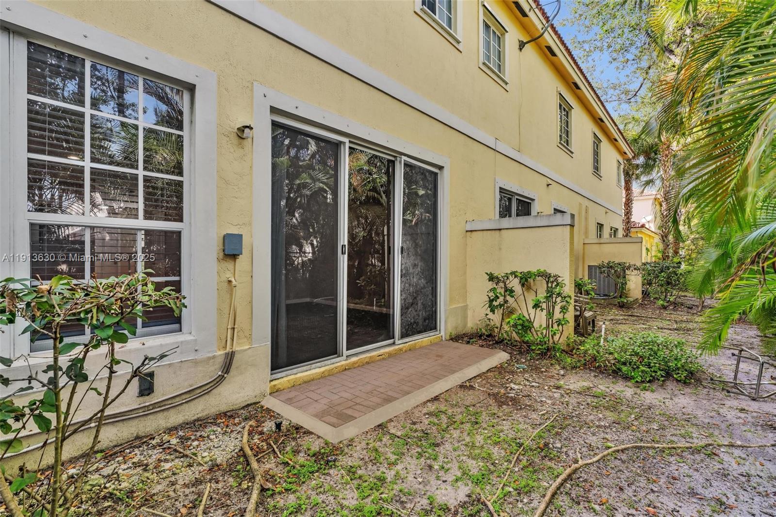 3226 NW 31st Ter
