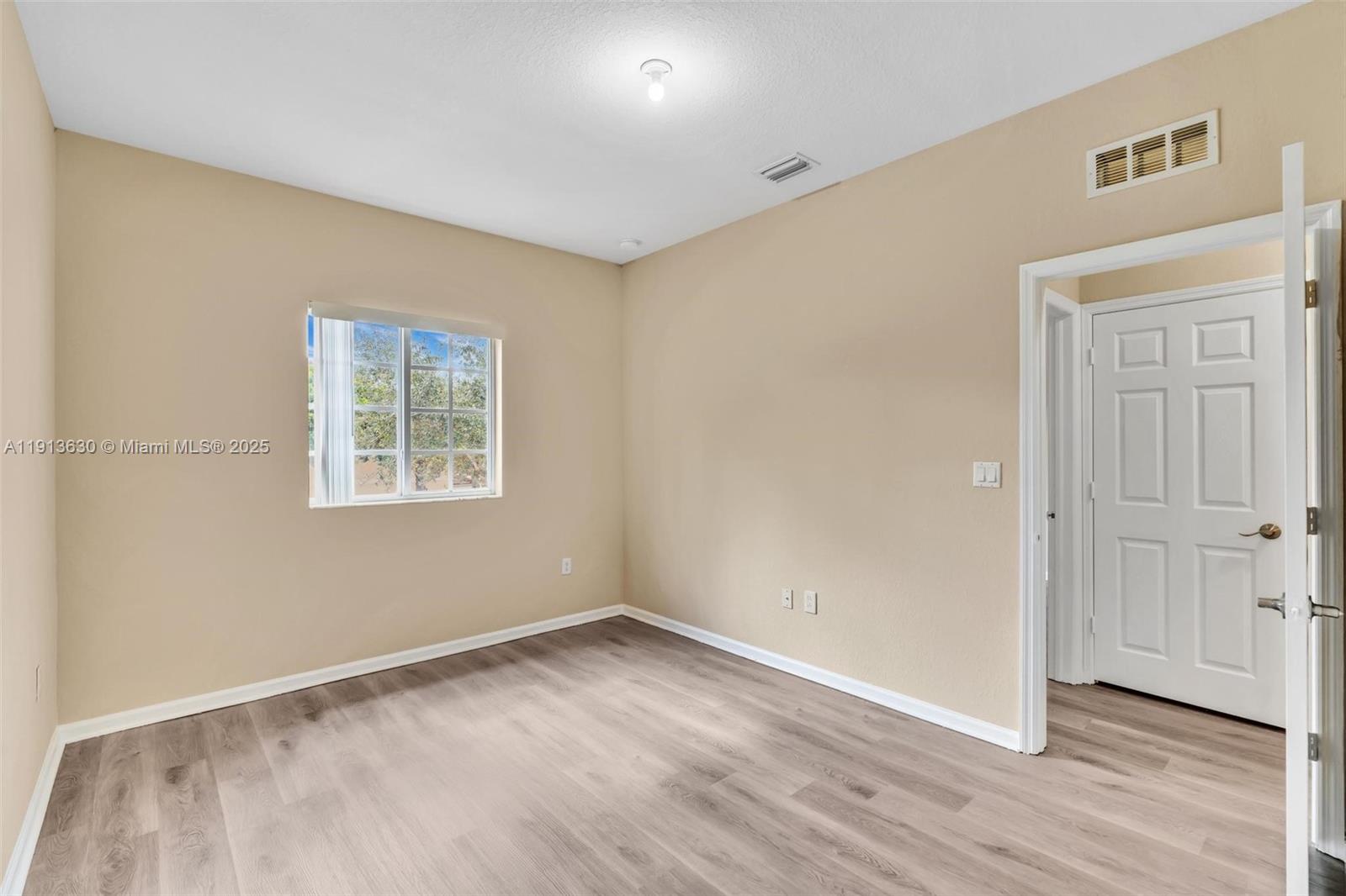 3226 NW 31st Ter