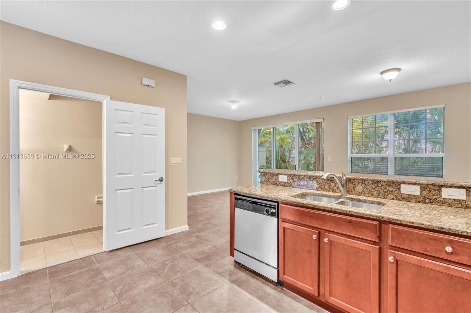 3226 NW 31st Ter