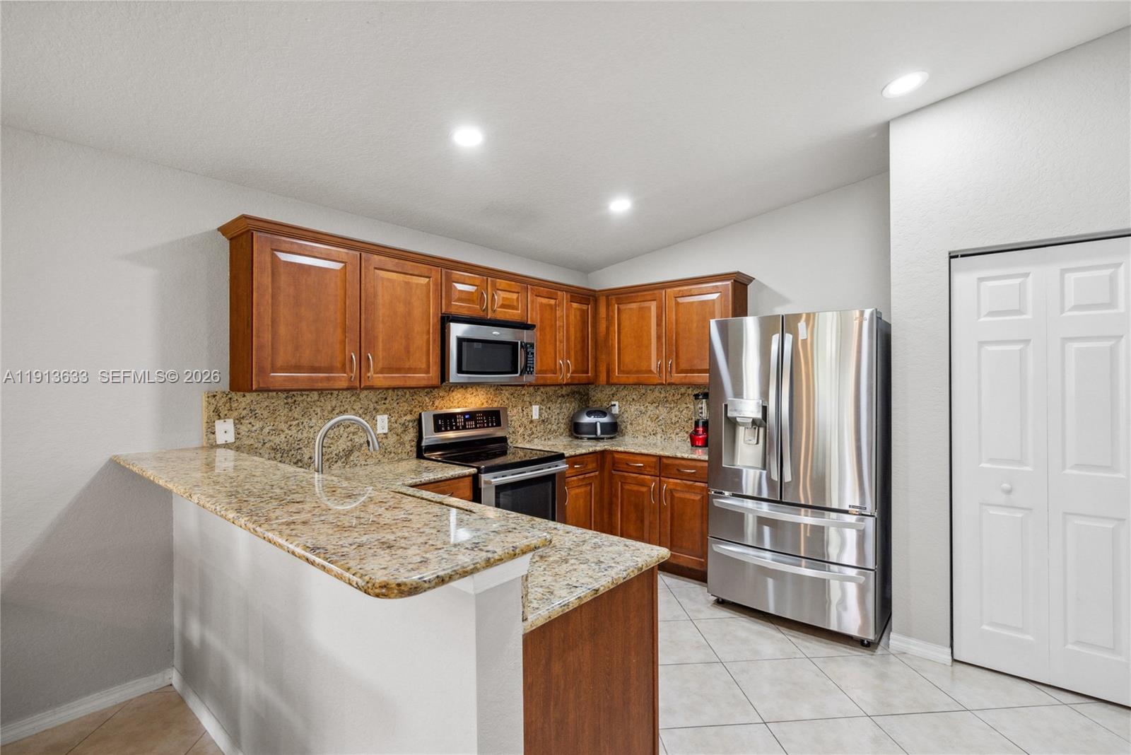 1924 SW Jamesport Drive, Port St. Lucie
